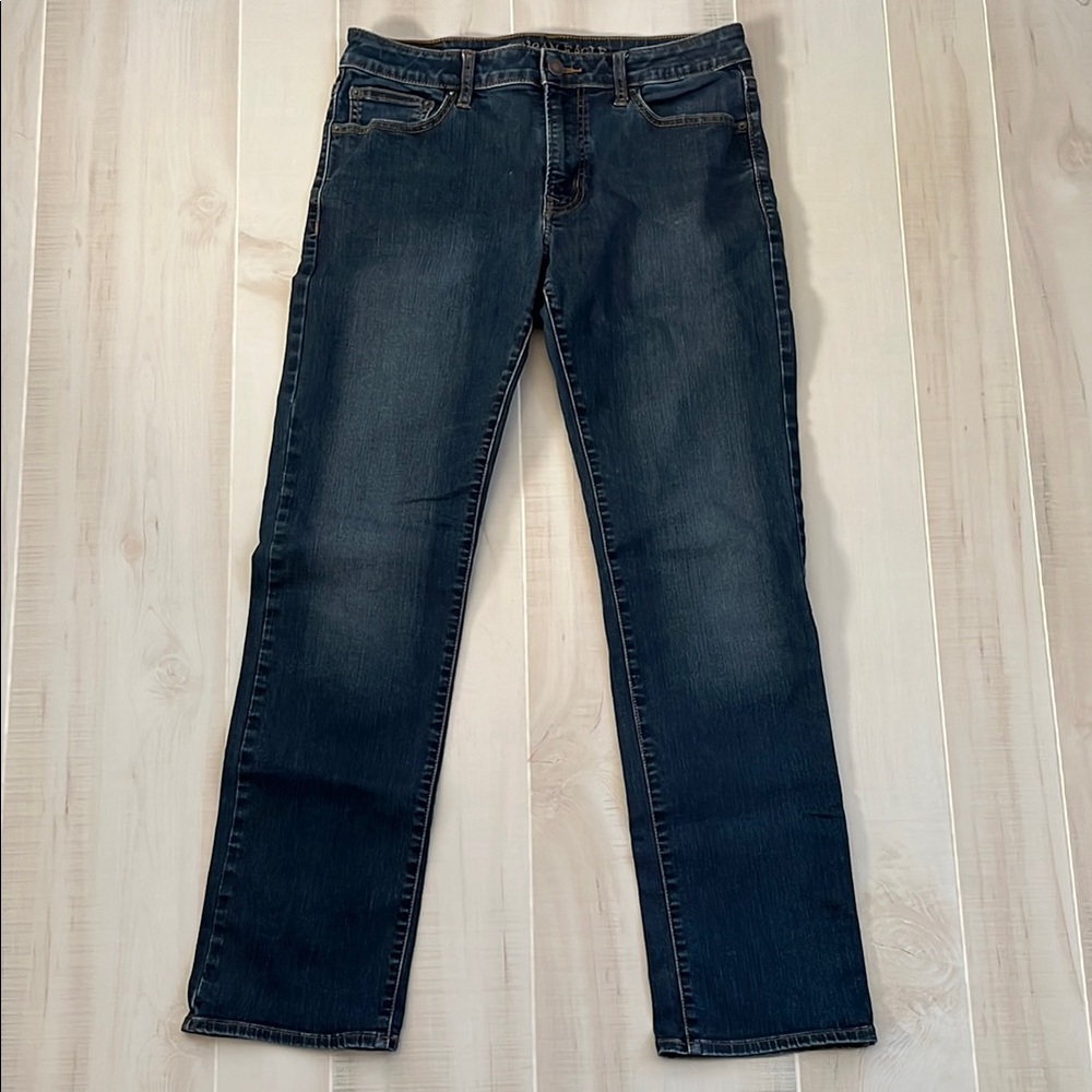 Original Straight-Leg American Eagle Jeans with Subtle Fading 32x32 NWOT